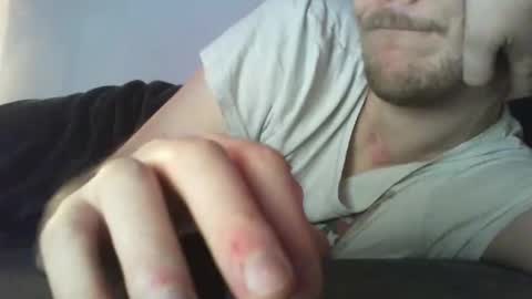 Snapshot of swim_696969 chatting on December 2024 11:37:01 PM M online show from December 2024 11:37:01 PM