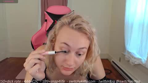 ashley blayde online show from September 2025 07:03:01 PM