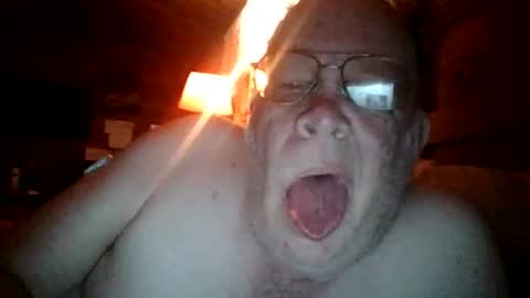 Snapshot of swm769 chatting on November 2025 10:23:01 PM swm online show from November 2025 10:23:01 PM