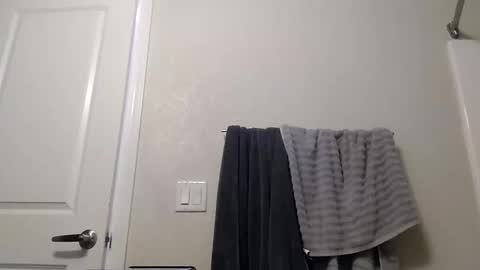 swollenhelmenthead online show from December 2024 09:19:01 PM