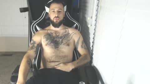 swoozy_ online show from October 2025 12:33:01 AM