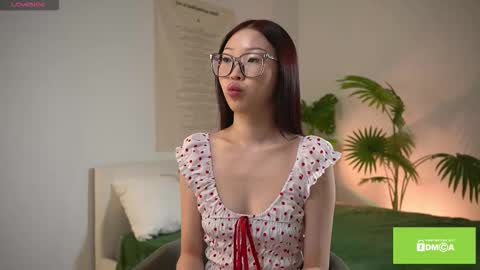 Snapshot of swtty_meivi chatting on January 2026 12:31:01 PM MEI online show from January 2026 12:31:01 PM