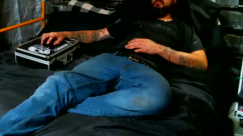 Snapshot of sydetrak4469 chatting on March 2026 11:37:02 AM Syde online show from March 2026 11:37:02 AM