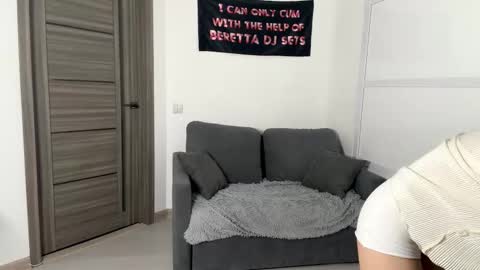 Mona online show from February 2026 05:09:02 PM