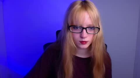 Snapshot of syfer_loon chatting on December 2025 12:21:02 PM Syfer online show from December 2025 12:21:02 PM