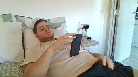 Snapshot of syl092 chatting on December 2025 10:08:02 AM syl092 online show from December 2025 10:08:02 AM