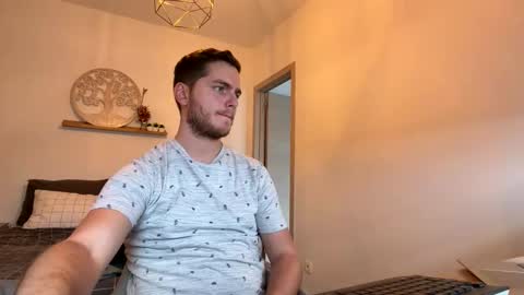 syl092 online show from April 2026 06:11:02 PM