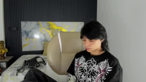 Snapshot of sylasfrost chatting on December 2025 07:53:01 PM sylasfrost online show from December 2025 07:53:01 PM