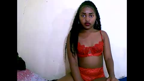sylviasexy27 online show from December 2024 06:33:01 AM