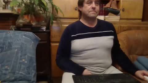 sympa_trique online show from December 2024 06:50:02 PM