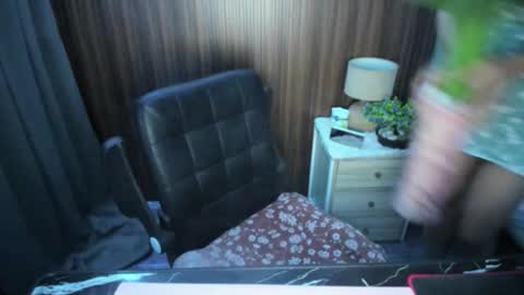 Jenny online show from March 2025 10:57:01 AM