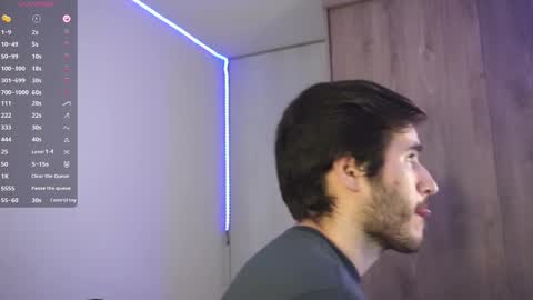 Snapshot of t0ny_wylie chatting on December 2024 07:07:02 AM t0ny_wylie online show from December 2024 07:07:02 AM