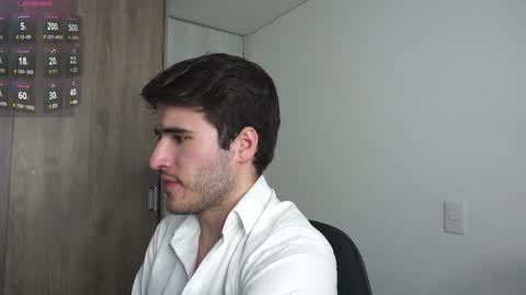 Snapshot of t0ny_wylie chatting on February 2025 01:04:02 AM t0ny_wylie online show from February 2025 01:04:02 AM