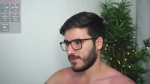 Snapshot of t0ny_wylie chatting on March 2025 07:59:02 PM t0ny_wylie online show from March 2025 07:59:02 PM