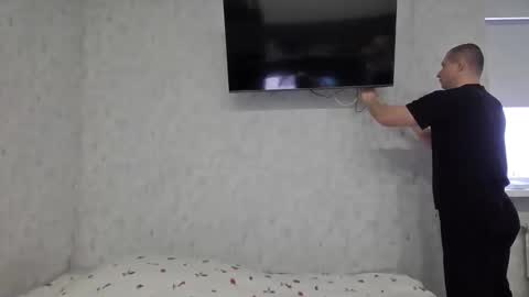 Snapshot of t30t chatting on December 2025 06:06:01 AM Den online show from December 2025 06:06:01 AM