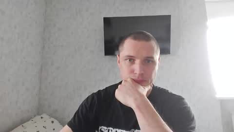 Snapshot of t30t chatting on May 2026 05:57:02 AM Den online show from May 2026 05:57:02 AM