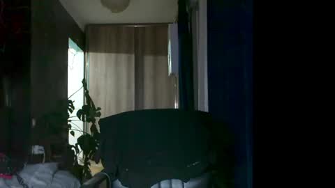 Snapshot of t_huracane chatting on May 2026 06:38:01 PM Huracane online show from May 2026 06:38:01 PM