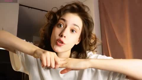 Heeey im Helena3 -- fav555100333 -- pvts only premium and after my public show 3 online show from November 2025 01:18:02 PM