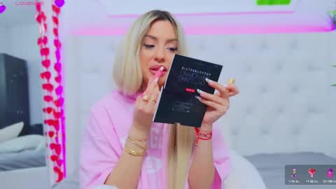 Snapshot of taahiraarabian chatting on March 2025 04:29:02 PM Arianna online show from March 2025 04:29:02 PM