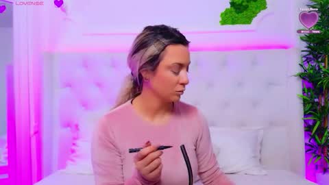 Arianna online show from February 2026 01:47:01 PM