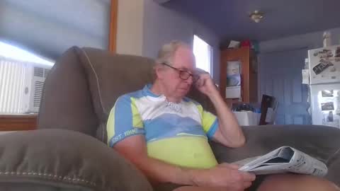 tacrunner66_ online show from September 2025 10:00:02 PM