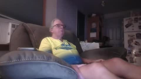 tacrunner66_ online show from September 2025 02:57:02 AM