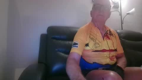 tacrunner66_ online show from September 2025 01:48:02 PM