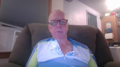 tacrunner66_ online show from September 2025 05:12:01 AM