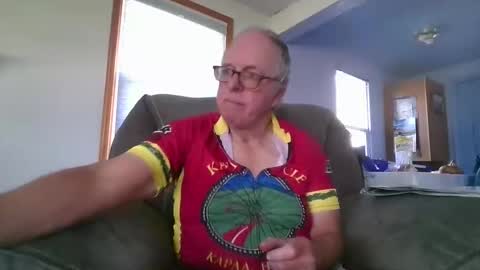 tacrunner66_ online show from April 2026 08:48:01 PM