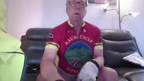 tacrunner66_ online show from April 2026 01:50:02 PM