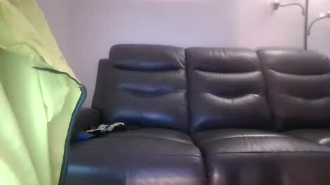 tacrunner66_ online show from May 2026 02:05:01 PM