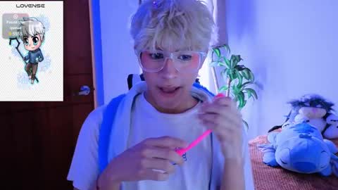 taichi online show from November 2025 07:58:01 PM