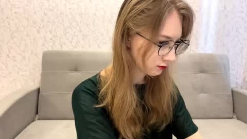 Tessa online show from March 2026 09:04:01 AM