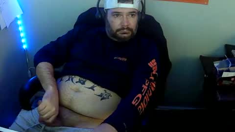 TaintNuzzler online show from February 2025 10:07:02 AM