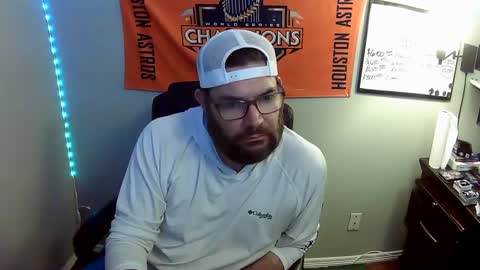 TaintNuzzler online show from September 2025 09:09:02 AM