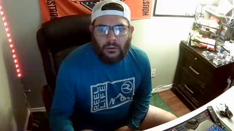 TaintNuzzler online show from September 2025 10:50:01 AM