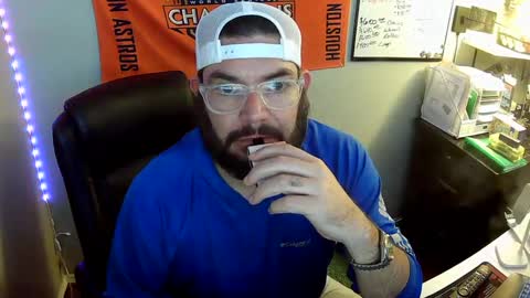 TaintNuzzler online show from September 2025 05:00:02 AM