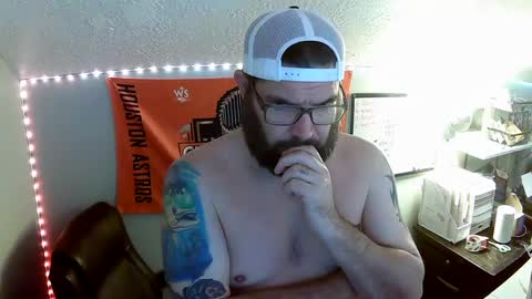 TaintNuzzler online show from September 2025 06:29:01 AM