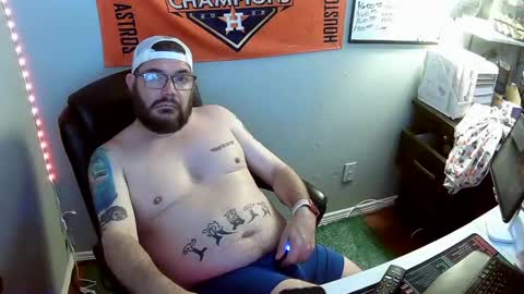 TaintNuzzler online show from October 2025 07:28:01 AM