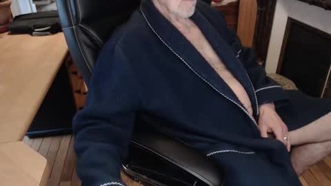 taisabaki54 online show from April 2026 07:06:01 AM