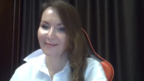 Snapshot of taisialucky77 chatting on December 2025 06:17:01 PM taisialucky77 online show from December 2025 06:17:01 PM