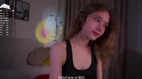 Mia online show from January 2026 01:53:02 AM