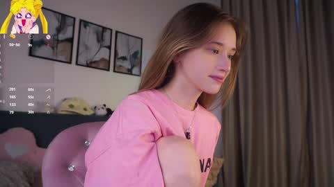 Mia online show from March 2026 01:34:02 AM