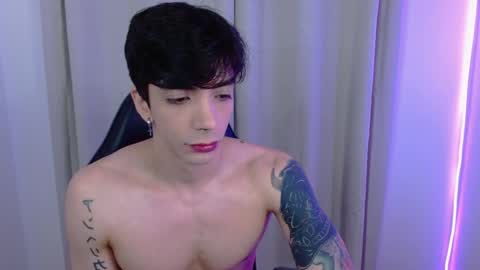 takeru___ online show from October 2025 10:32:02 PM