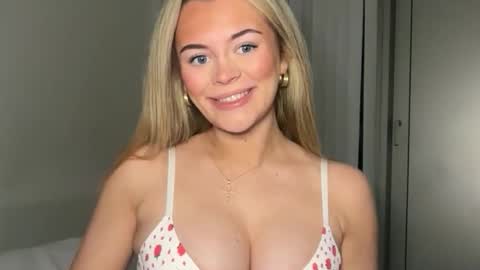 Talia online show from February 2026 06:59:01 PM