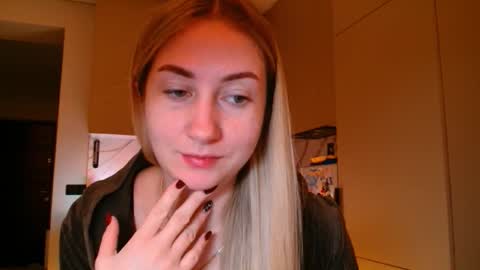  Kira  online show from January 2026 06:28:01 AM