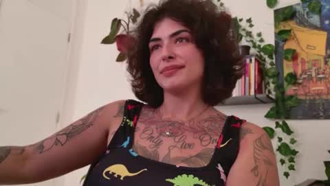 Tali Majid online show from December 2025 12:38:02 AM