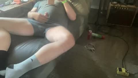 tall_dad_bod online show from November 2025 08:55:01 PM