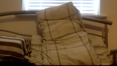 tallandlbigboi online show from October 2025 12:30:01 PM