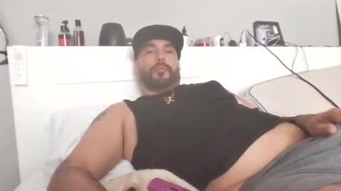 talllatino310 online show from February 2025 07:35:02 PM